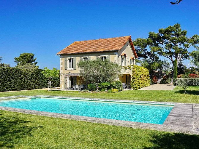 Ferienhaus mit Pool in Eygalieres | Ferienhaus mit Pool in Eygalieres bei Saint-Remy-de-Provence in der Provence.
