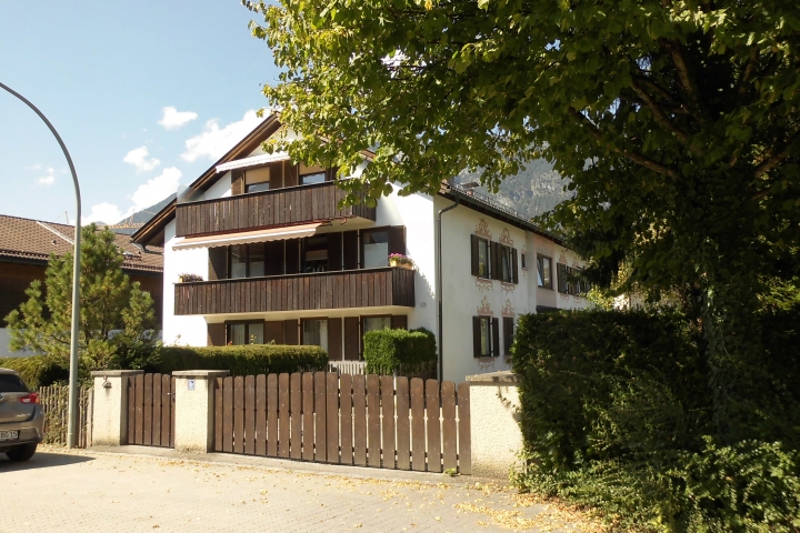 Lüßstraße 2A
Herzlich willkommen