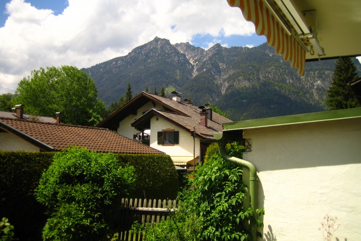 Fewo Bella: Blick zum Kramer von Garten/Terrasse aus