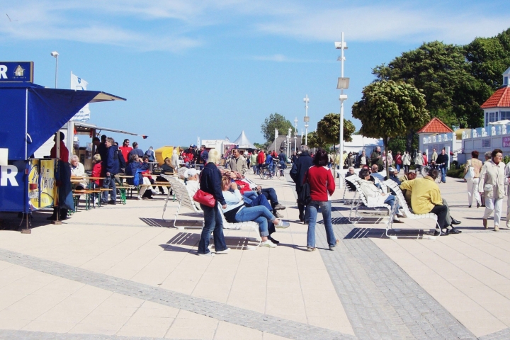 Der Balticplatz lädt See-, und Sehleute ein.