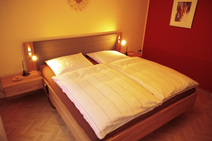 Schlafzimmer mit hygienischem Fußbodenbelag