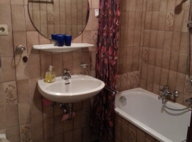 Badezimmer mit Badewanne