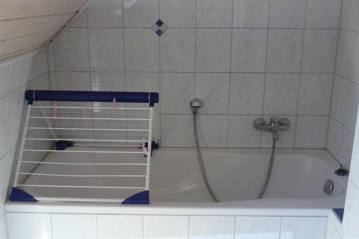 Badezimmer mit Badewanne