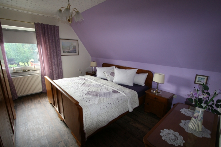 1. Schlafzimmer