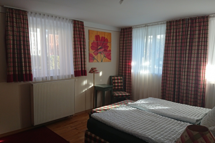 2. Schlafzimmer
