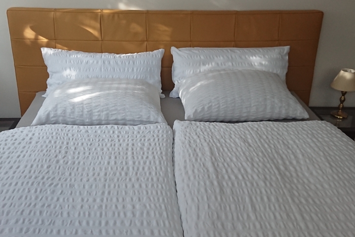 1. Schlafzimmer