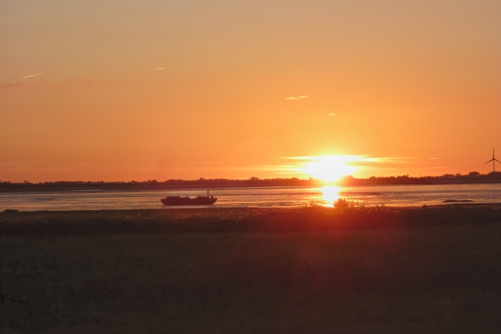 Husum Schobüll abends Blick vom Balkon