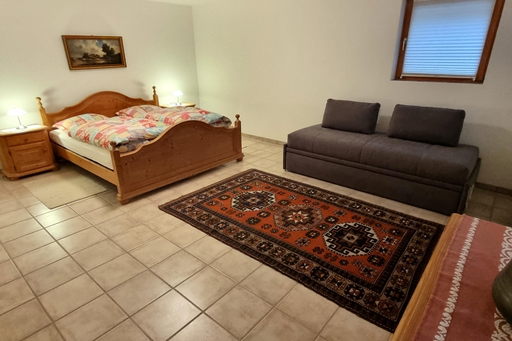 Schlafzimmer im UG