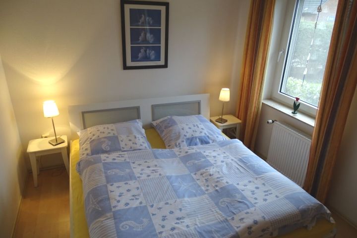 Schlafzimmer 2