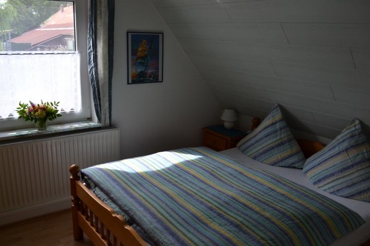Schlafzimmer 2