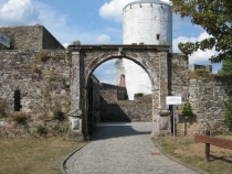 Eingang zum Burginnenhof.