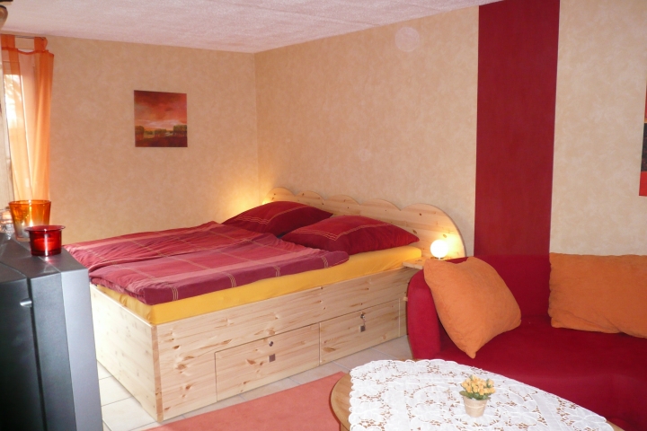 Schlafzimmer mit Sofa