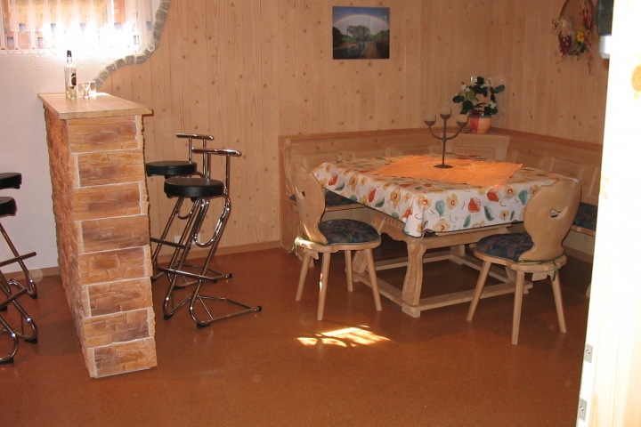 3 Sitzecke im Haus mit Bar