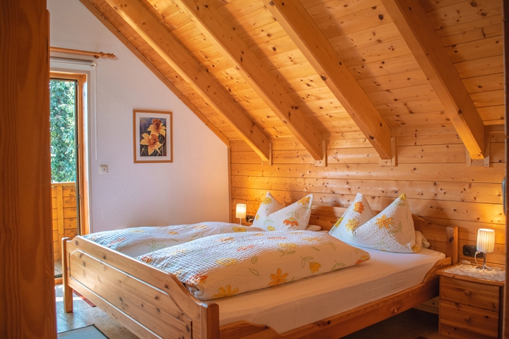 Schlafzimmer 1 von 4