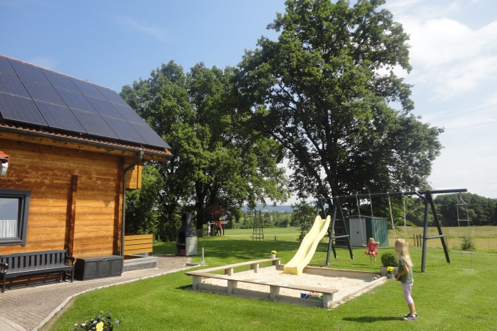 großer Sandspielplatz