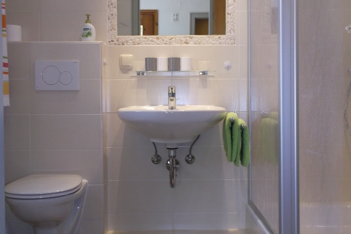 Bad mit Dusche