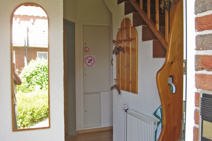 Haus Schonerweg - Hauseingang und Aufgang