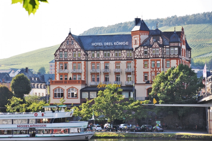 Schifffahrt auf der Mosel