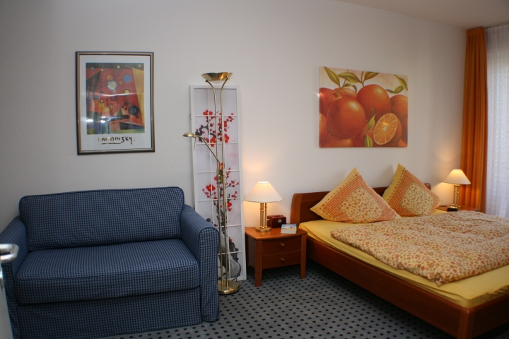 Schlafzimmer …. mit Lesebereich