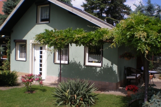 Kleines Ferienhaus in DD-Meußlitz Kleines Ferienhaus in DD-Meußlitz