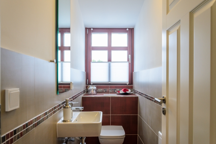 Gäste WC mit Fenster