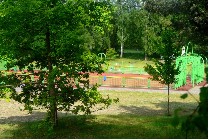 Und gleich nebenan der Sportplatz der Gemeinde mit weiteren Möglichkeiten