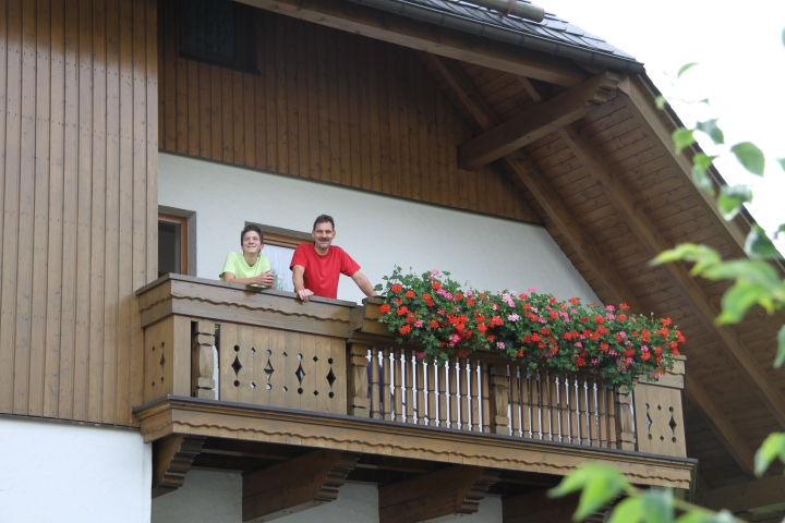 herrlicher Blick auf Oberwiesenthal, Seilbahn und Skigebiet vom Balkon aus