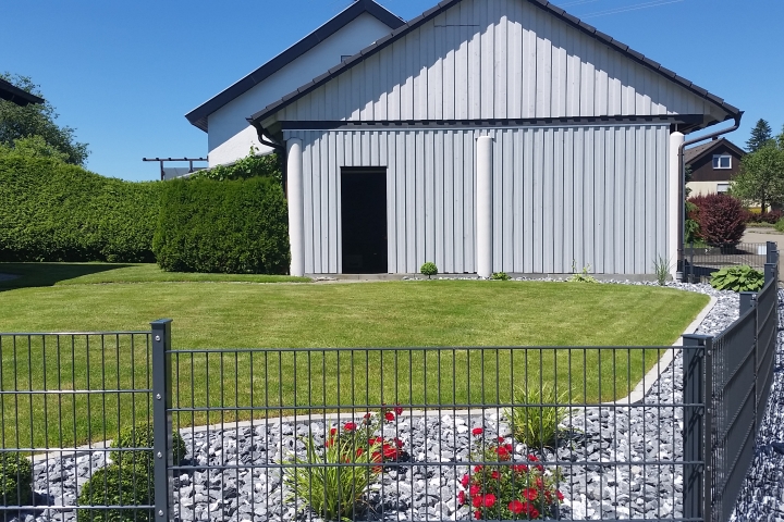 Carport für Ihr Auto (2 überdachte Stellplätze)