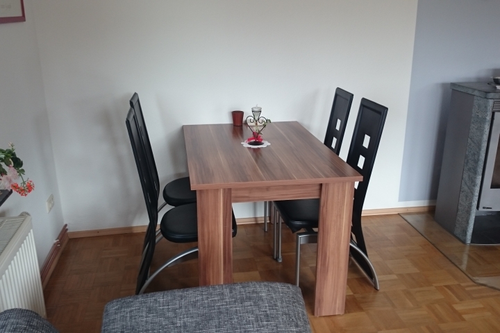 Essecke im Wohnzimmer
