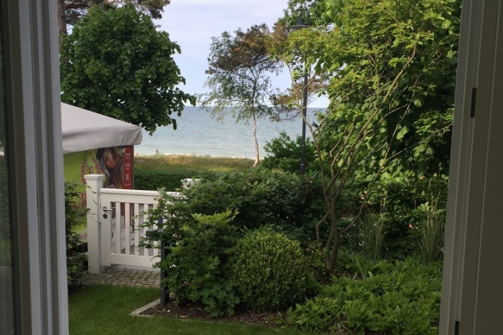 Aus dem eigenen Wohnzimmer und Garten direkt an den Strand: Perfekt für Kinder!