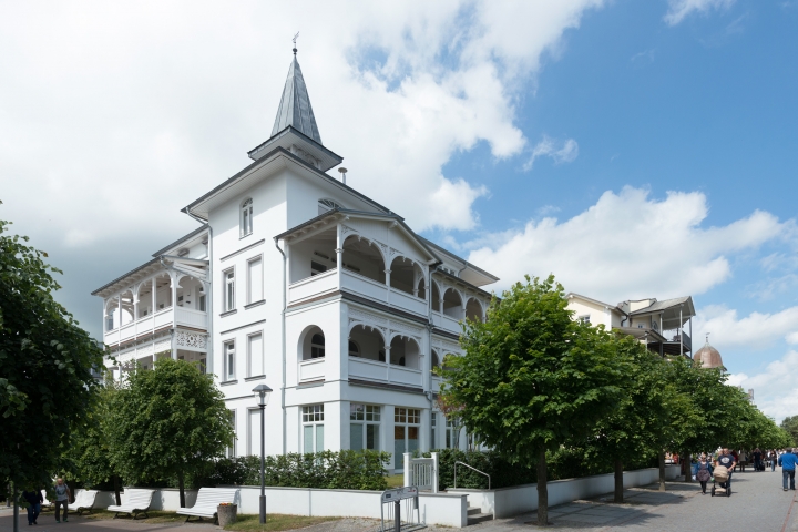Villa Seeblick von der Promenade gesehen.