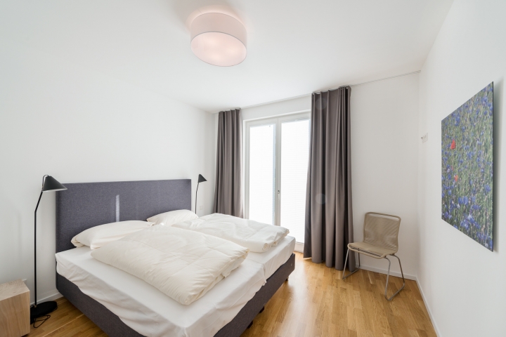 Schlafzimmer 1