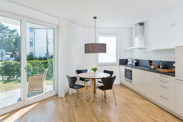 Essbereich und Küche der Ferienwohnung 13