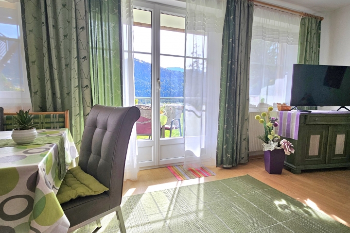 Ausblick Terrassewohnung Sitzecke, Tisch
