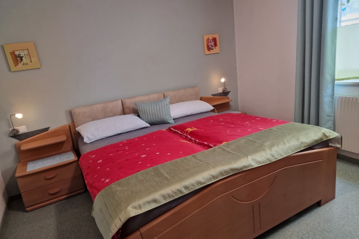 2 getrennte Schlafzimmer in jeder Fewo