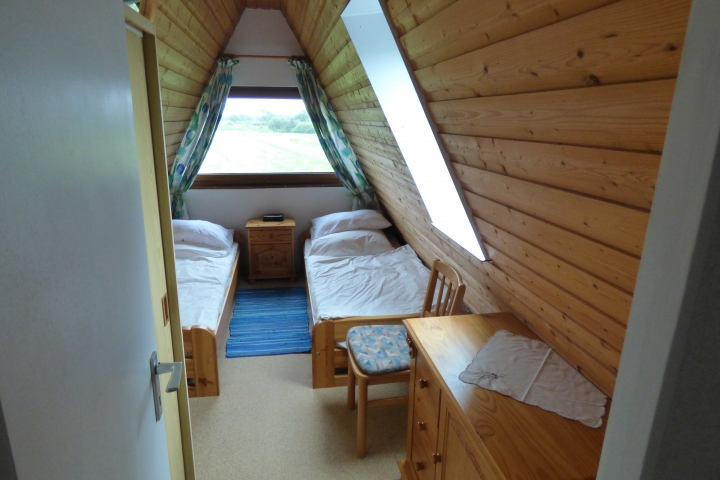 Schlafzimmer mit 2 Einzelbetten