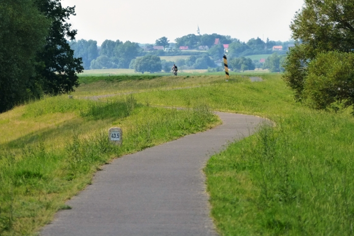 Der Oder-Neiße-Radweg