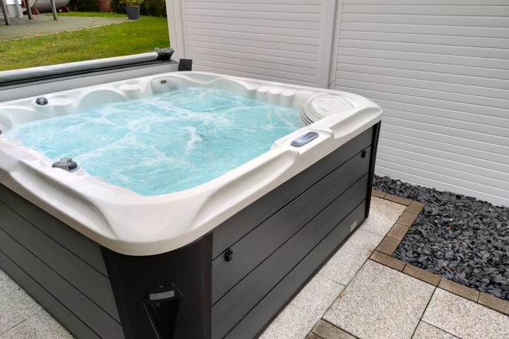 Herbst 2020: Neuer Pool