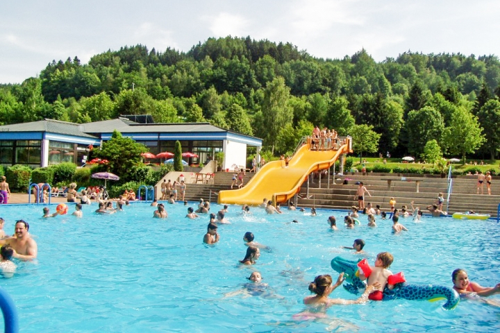 Schwimmbad