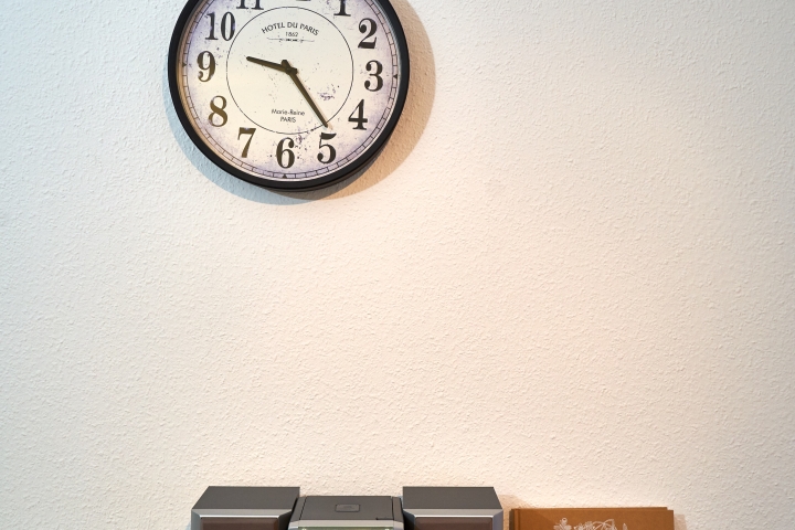 Anrichte mit CD-Radio