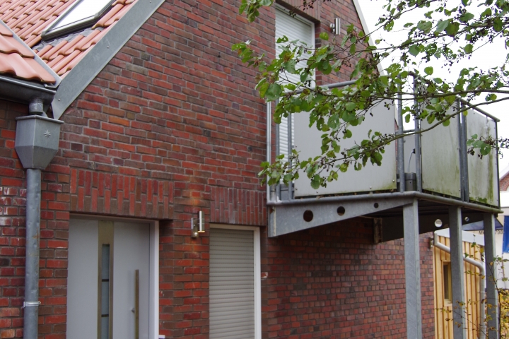 Studiowohnung - Herzmuschel Eingangstür, Balkon