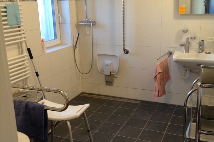 EG - Wattlaeufer rollstuhlgeeignetes Bad