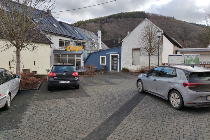 Nebeneingang, direkt am Parkplatz
