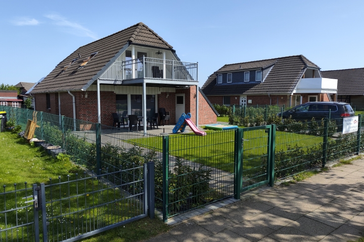 Ferienhaus Krabbe | Ferienhaus Krabbe Friedrichskoog Eingang Helmsand