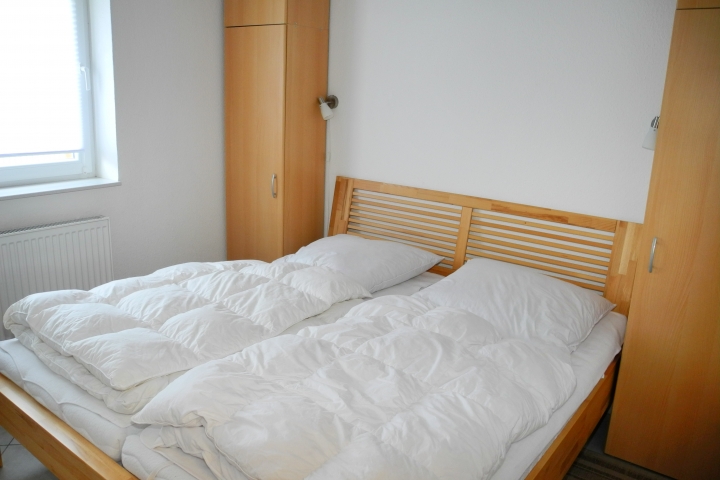 Schlafzimmer 2 - Ferienhaus Krabbe in Friedrichskoog-Spitze