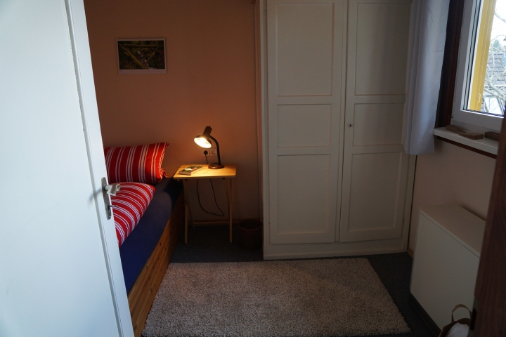 Einzelzimmer im Erdgeschoss