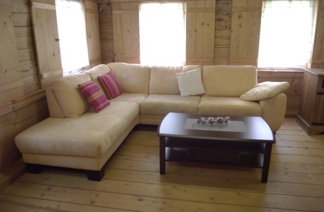 Arkadenhof &middot; Blockstube