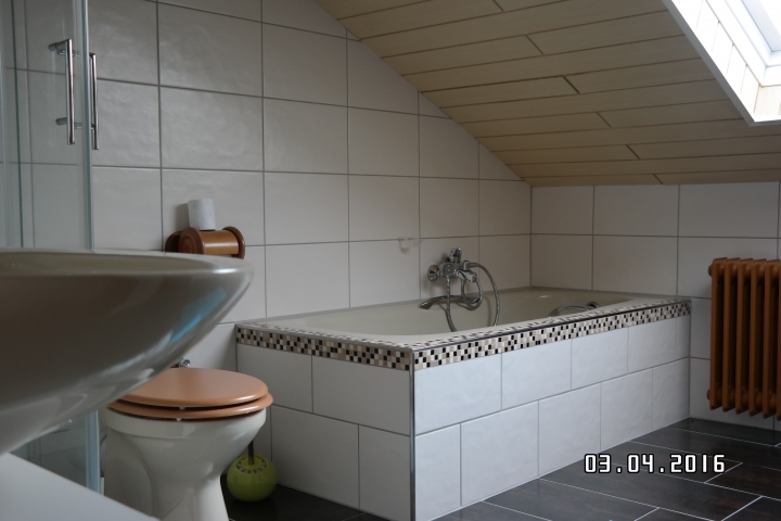 Bad- Dusche - WC