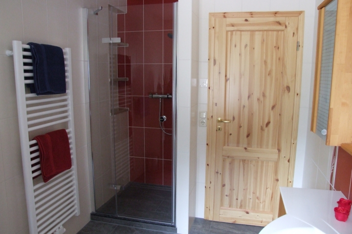 Wohnung 2 EG / Dusche