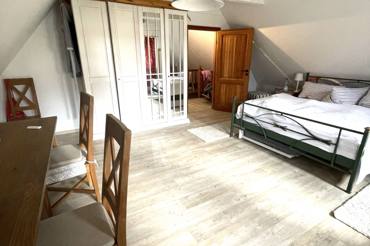 Schlafzimmer 3 mit Doppelbett 180x200cm